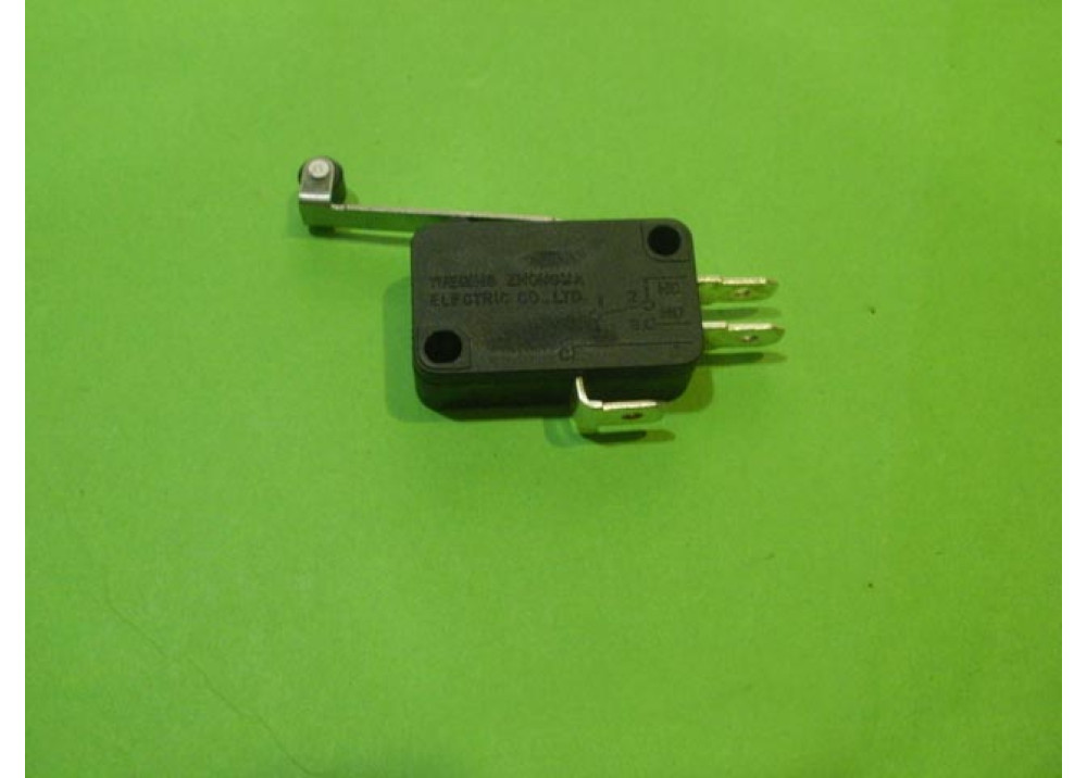 Micro Limit Switch 6A 250V AC 3P 