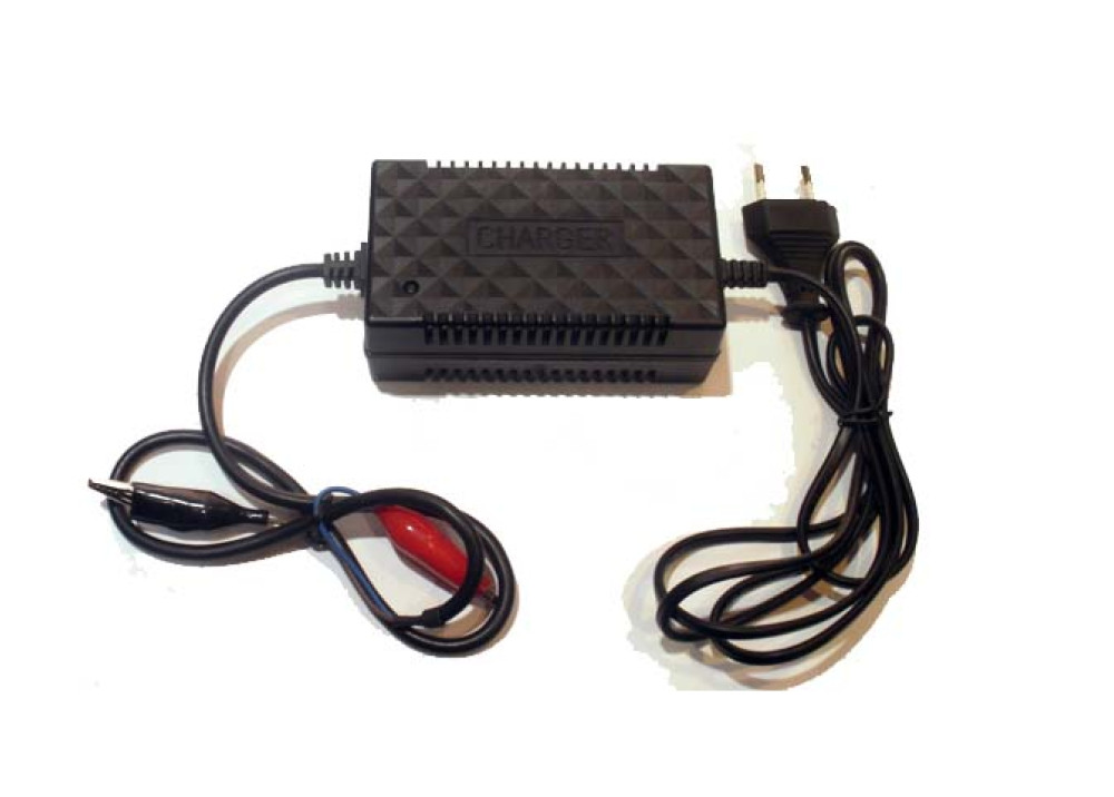 BATTERY CHARGER 12V 1.8A 